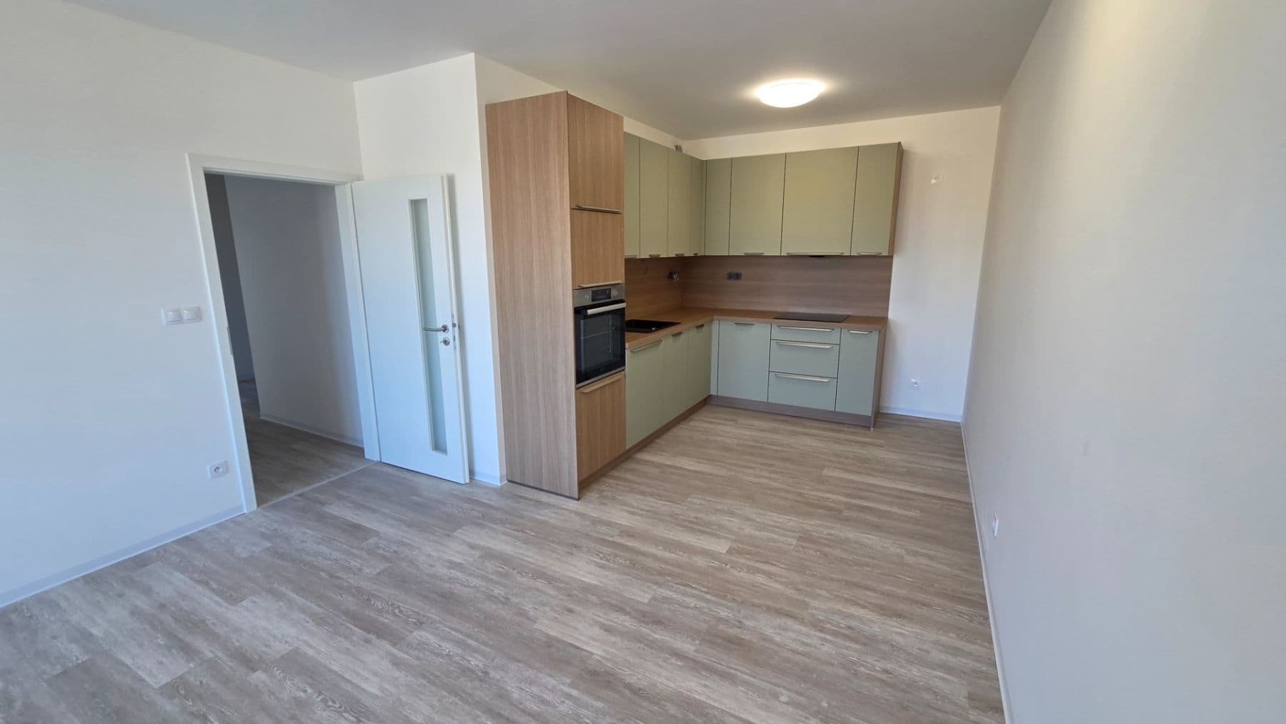Pronájem bytu 2+kk 60 m², Pražská, Velké Přílepy, Středočeský kraj Pronájem bytu 2+kk 60 m², Pražská, Velké Přílepy, Středočeský kraj