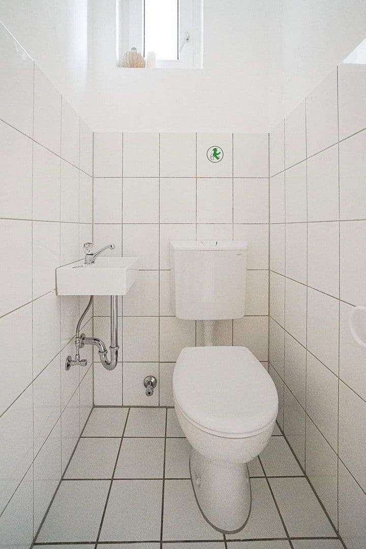 Prodej bytu 3+1 56 m², Bremen, Bremen Prodej bytu 3+1 56 m², Bremen, Bremen