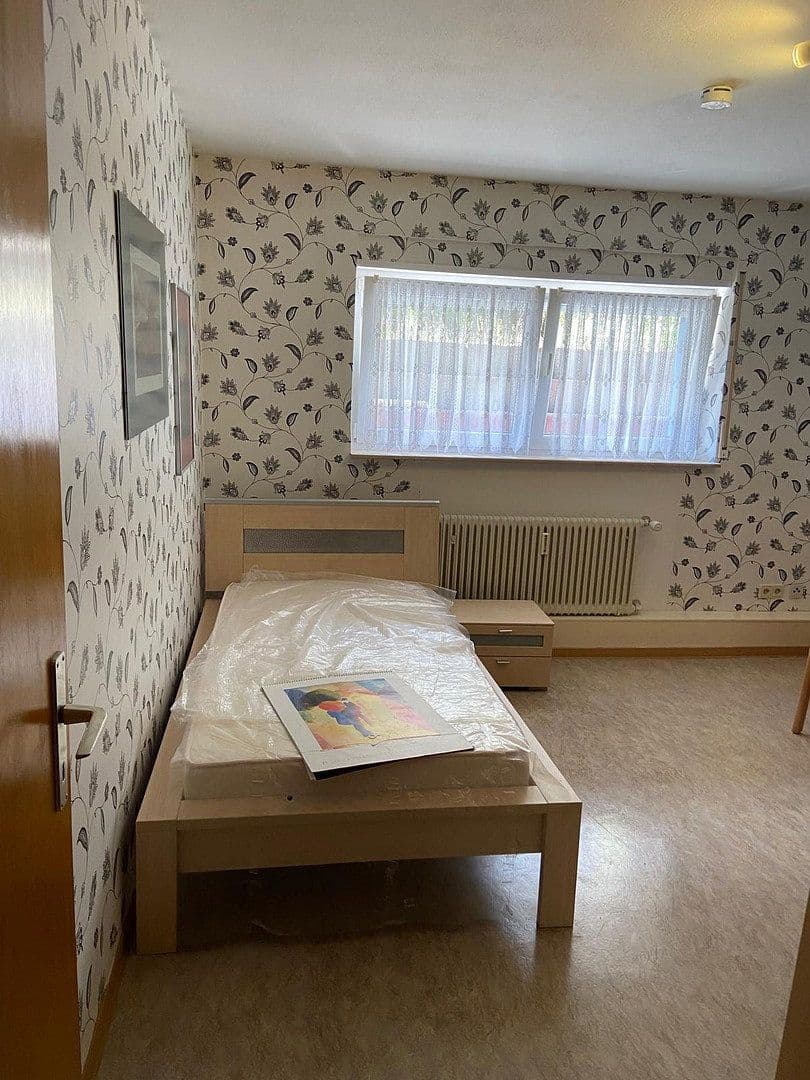 Pronájem bytu 1+1 40 m², Hockenheim, Bádensko-Württembersko Pronájem bytu 1+1 40 m², Hockenheim, Bádensko-Württembersko