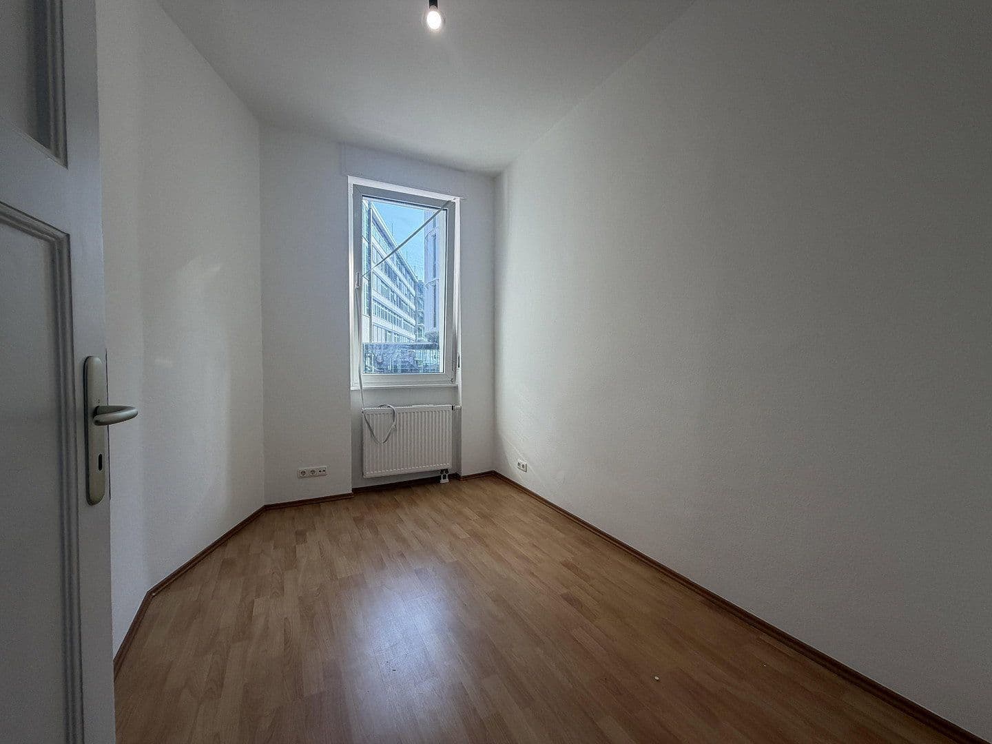 Pronájem bytu 2+1 40 m², Gleimstraße 14, Frankfurt am Main, Hessen Pronájem bytu 2+1 40 m², Gleimstraße 14, Frankfurt am Main, Hessen