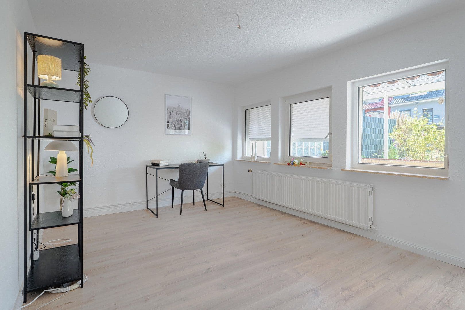 Prodej domu 93 m², pozemek 150 m², Wecholder Straße 128, Bremen, Bremen Prodej domu 93 m², pozemek 150 m², Wecholder Straße 128, Bremen, Bremen