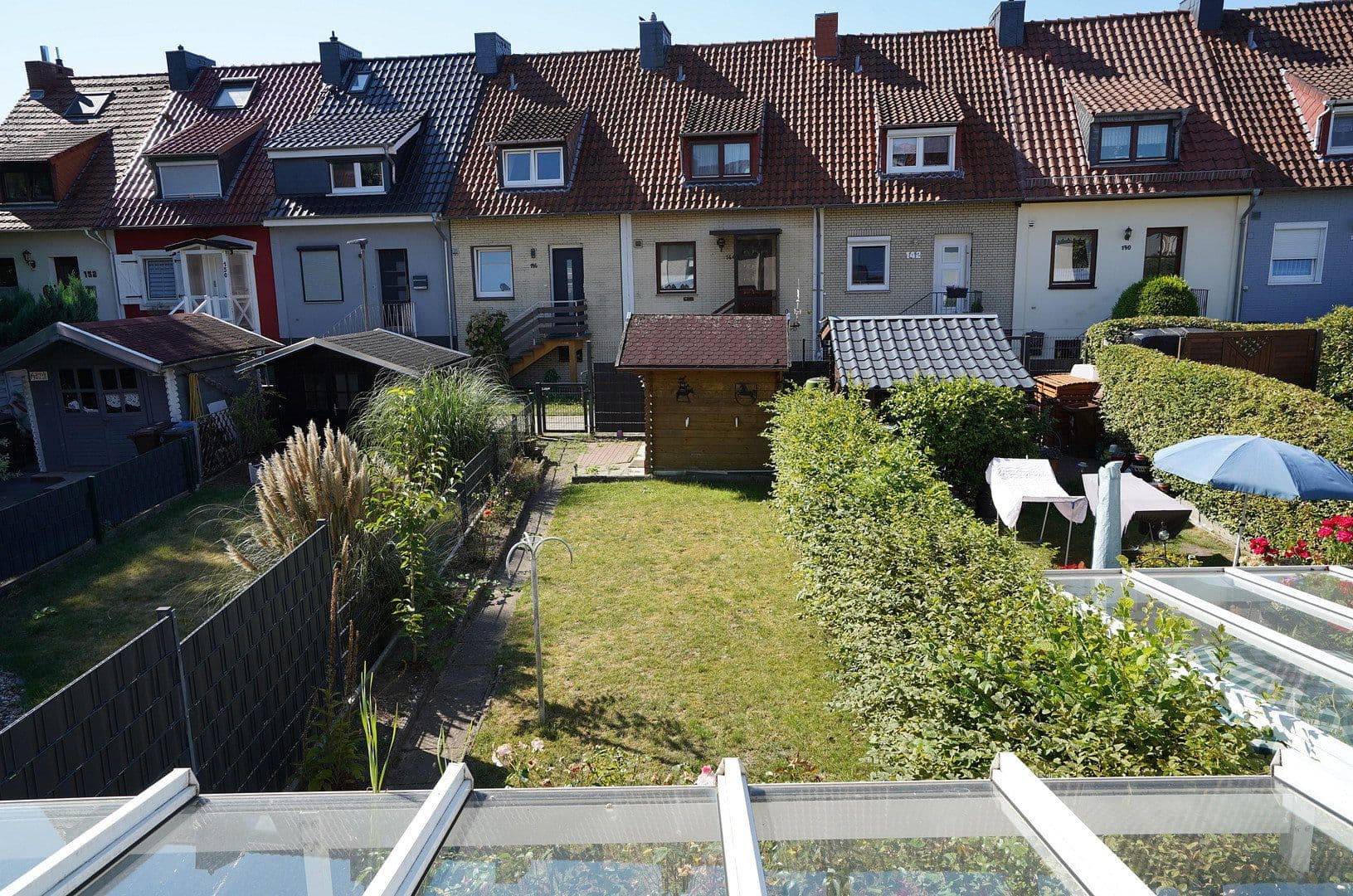 Prodej domu 93 m², pozemek 150 m², Wecholder Straße 128, Bremen, Bremen Prodej domu 93 m², pozemek 150 m², Wecholder Straße 128, Bremen, Bremen