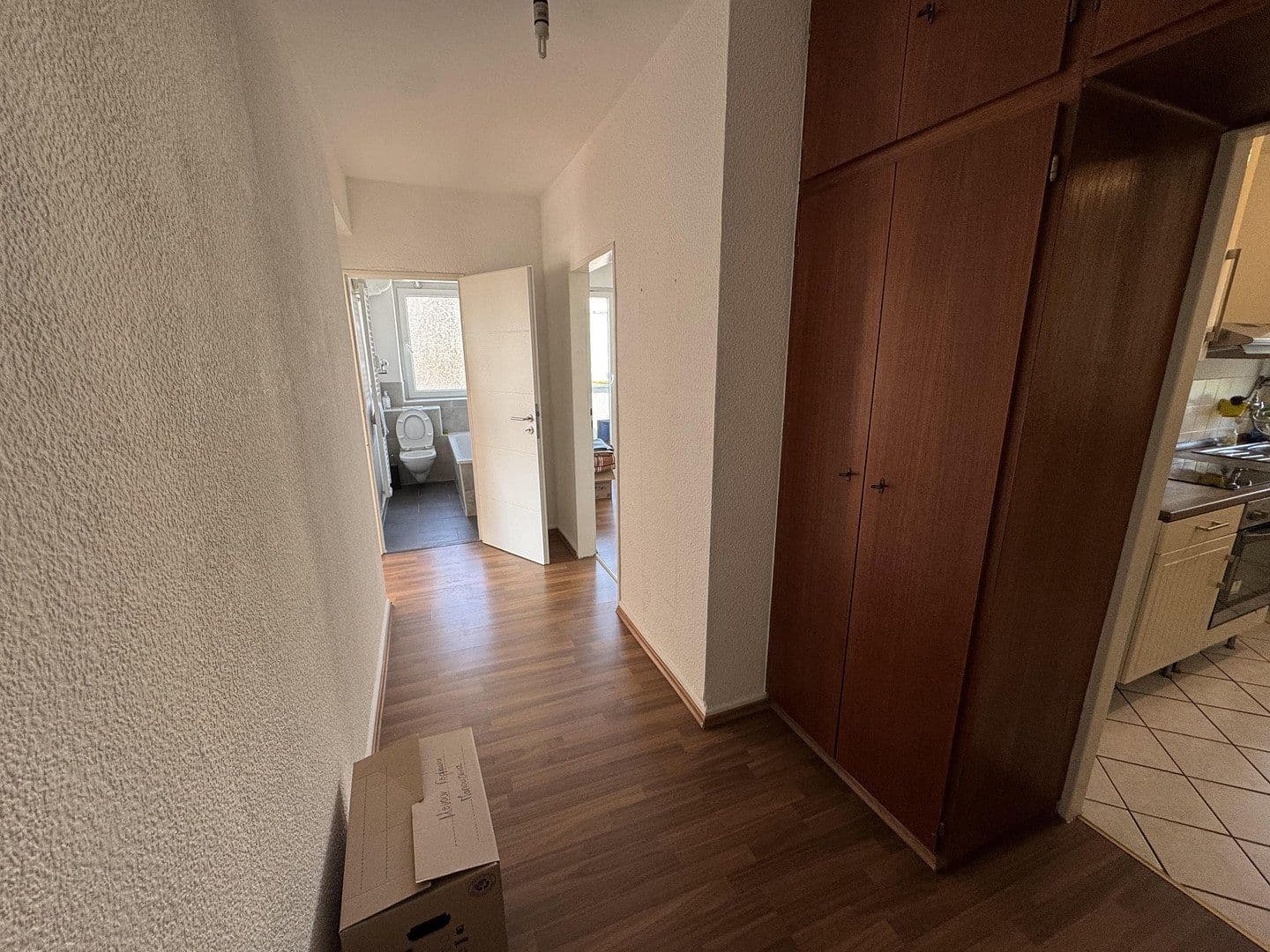 Pronájem bytu 2+1 62 m², Am Hohen Weg 30, Frankfurt am Main, Hessen Pronájem bytu 2+1 62 m², Am Hohen Weg 30, Frankfurt am Main, Hessen