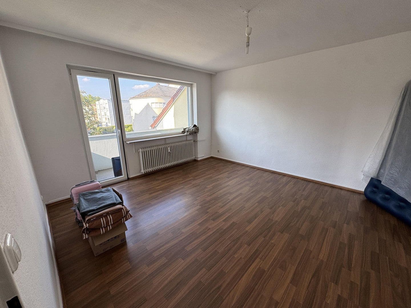 Pronájem bytu 2+1 62 m², Am Hohen Weg 30, Frankfurt am Main, Hessen Pronájem bytu 2+1 62 m², Am Hohen Weg 30, Frankfurt am Main, Hessen