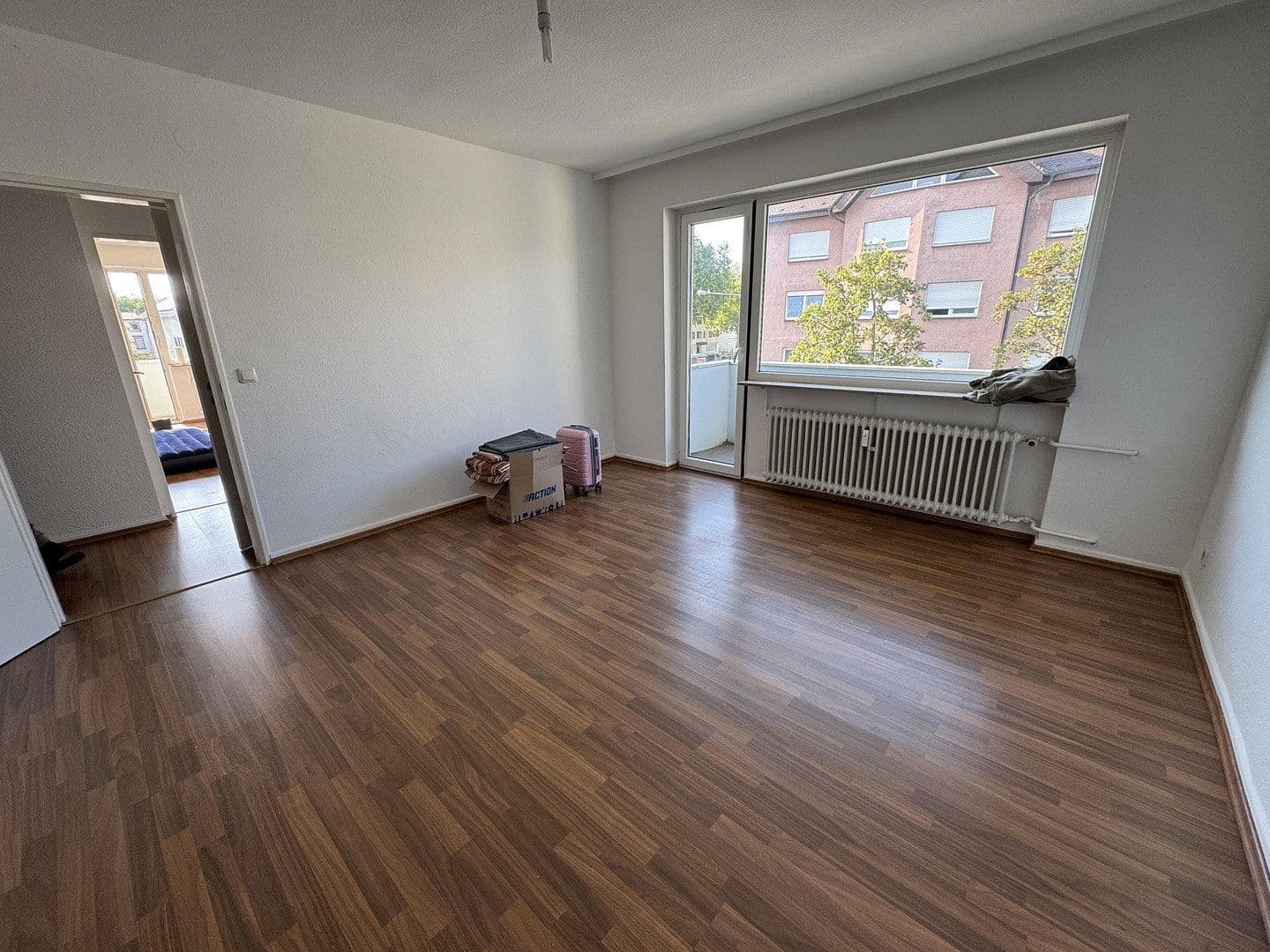 Pronájem bytu 2+1 62 m², Am Hohen Weg 30, Frankfurt am Main, Hessen Pronájem bytu 2+1 62 m², Am Hohen Weg 30, Frankfurt am Main, Hessen