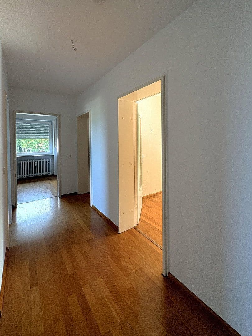 Pronájem bytu 3+1 77 m², Frankfurt, Hessen Pronájem bytu 3+1 77 m², Frankfurt, Hessen