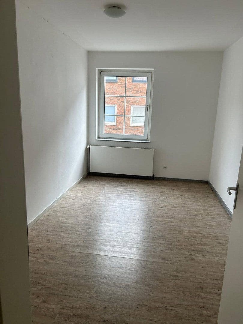 Pronájem bytu 4+1 100 m², Hagen, Severní Porýní-Vestfálsko Pronájem bytu 4+1 100 m², Hagen, Severní Porýní-Vestfálsko