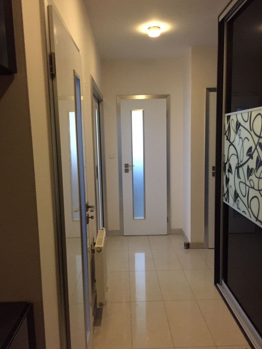 Pronájem bytu 2+kk 45 m², K Vltavě, Praha, Praha Pronájem bytu 2+kk 45 m², K Vltavě, Praha, Praha