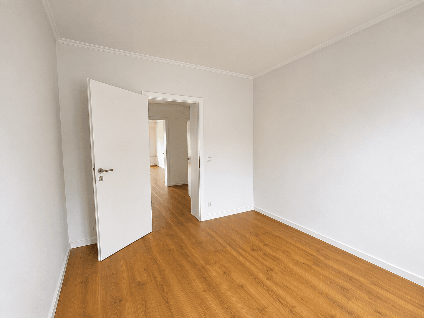 Prodej bytu 3+kk 70 m², Oberhausen, Severní Porýní-Vestfálsko Prodej bytu 3+kk 70 m², Oberhausen, Severní Porýní-Vestfálsko
