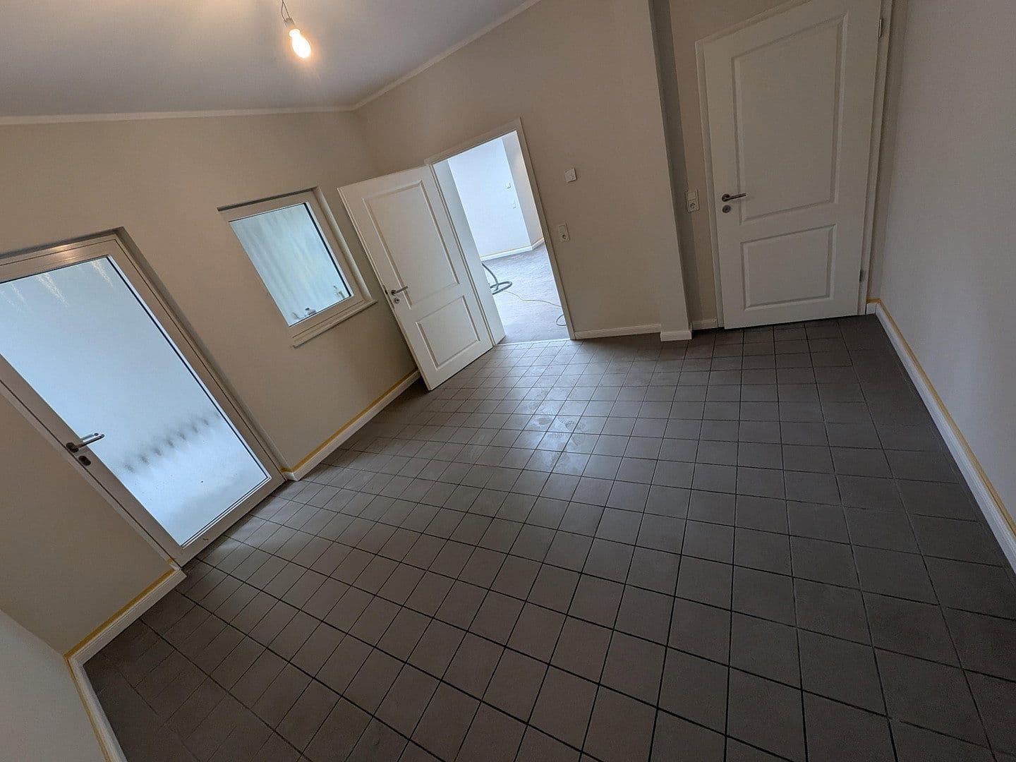Pronájem bytu 5+1 133 m², Kirchstraße 6, Rüdesheim am Rhein, Hessen Pronájem bytu 5+1 133 m², Kirchstraße 6, Rüdesheim am Rhein, Hessen