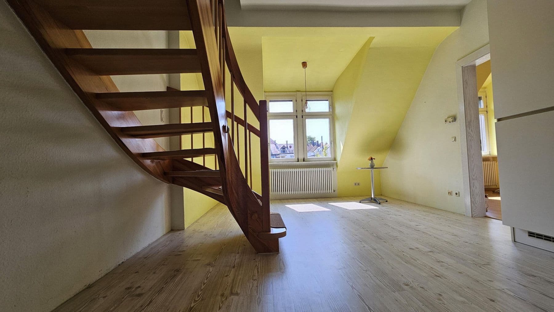 Prodej bytu 2+kk 90 m², Baden-Baden, Bádensko-Württembersko Prodej bytu 2+kk 90 m², Baden-Baden, Bádensko-Württembersko