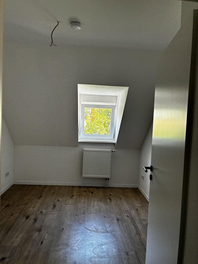 Pronájem bytu 3+1 60 m², Blocksbergstraße 83, Pirmasens, Porýní-Falc Pronájem bytu 3+1 60 m², Blocksbergstraße 83, Pirmasens, Porýní-Falc