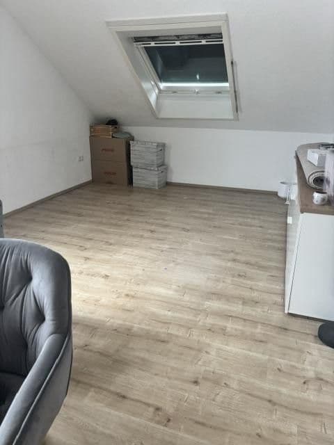 Pronájem bytu 3+1 58 m², Mannheim, Bádensko-Württembersko Pronájem bytu 3+1 58 m², Mannheim, Bádensko-Württembersko