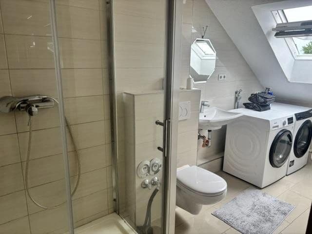 Pronájem bytu 3+1 58 m², Mannheim, Bádensko-Württembersko Pronájem bytu 3+1 58 m², Mannheim, Bádensko-Württembersko