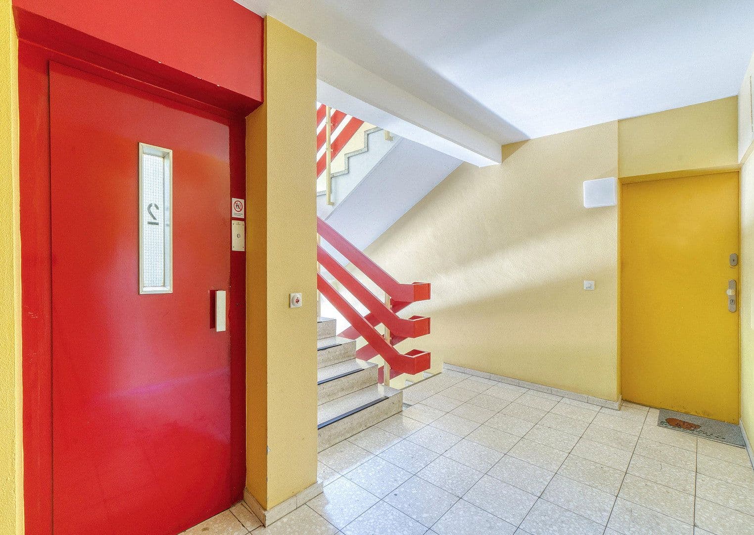 Prodej bytu 2+1 68 m², Angerburger Allee, Berlin, Berlín Prodej bytu 2+1 68 m², Angerburger Allee, Berlin, Berlín