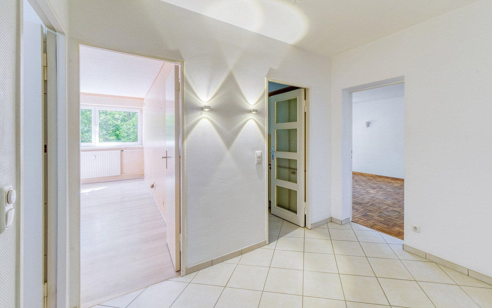 Prodej bytu 2+1 68 m², Angerburger Allee, Berlin, Berlín Prodej bytu 2+1 68 m², Angerburger Allee, Berlin, Berlín