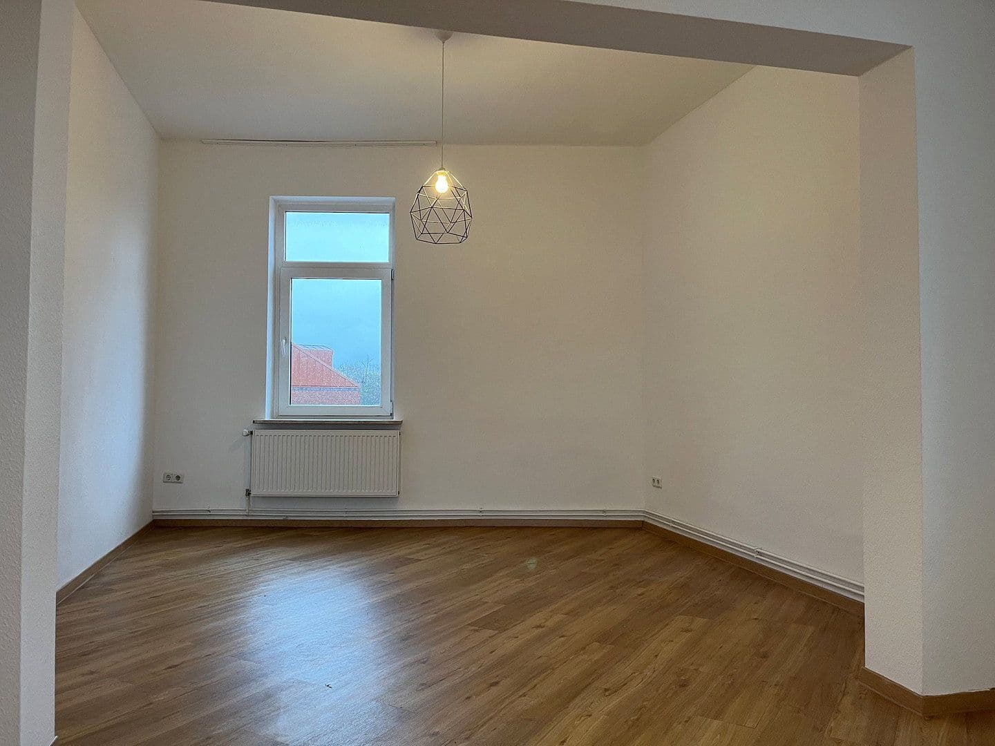 Pronájem bytu 3+1 83 m², Bremerhaven, Bremen Pronájem bytu 3+1 83 m², Bremerhaven, Bremen