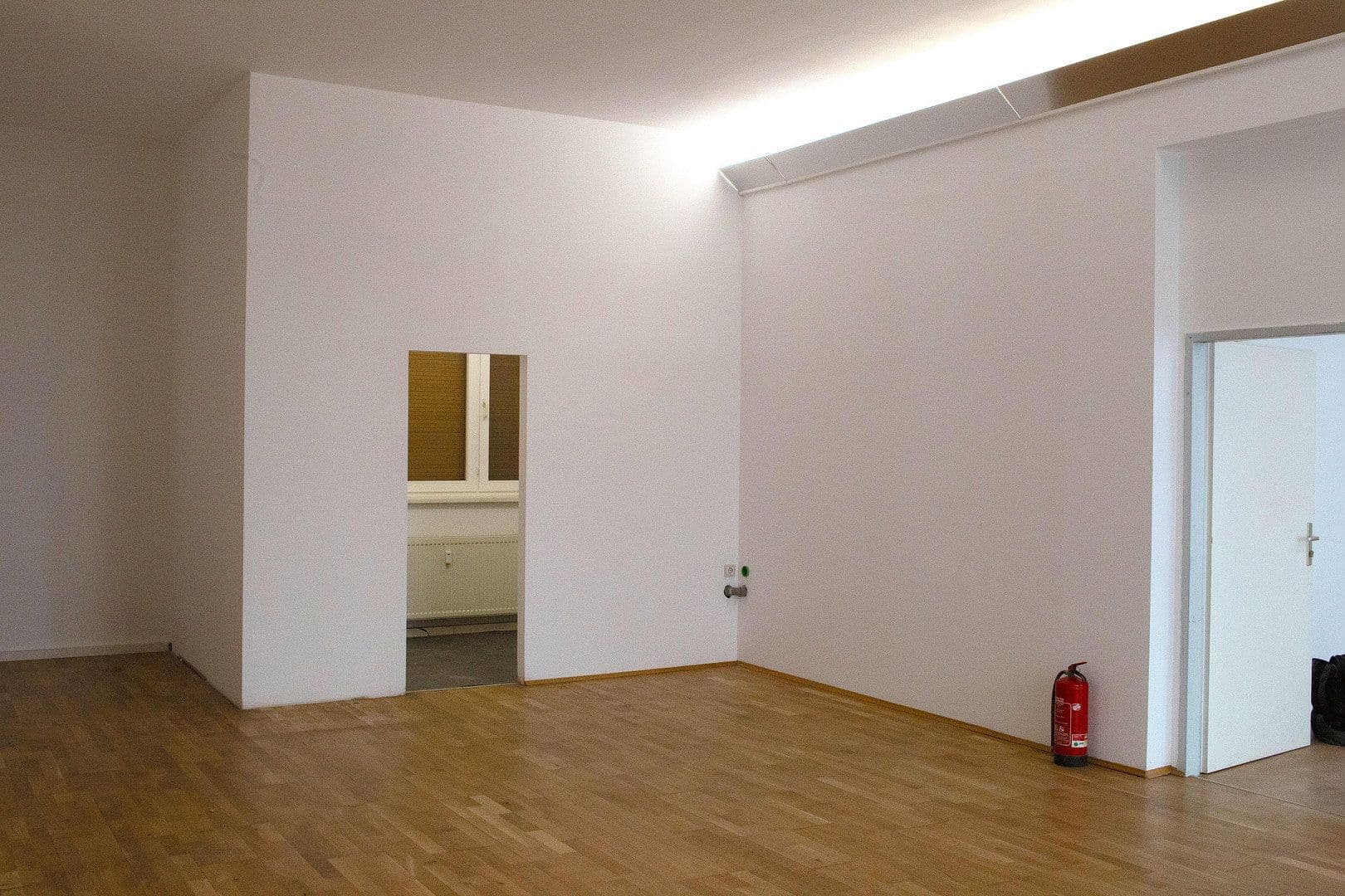 Prodej nebytového prostoru 170 m², Onckenstr.15, Berlin, Berlín Prodej nebytového prostoru 170 m², Onckenstr.15, Berlin, Berlín
