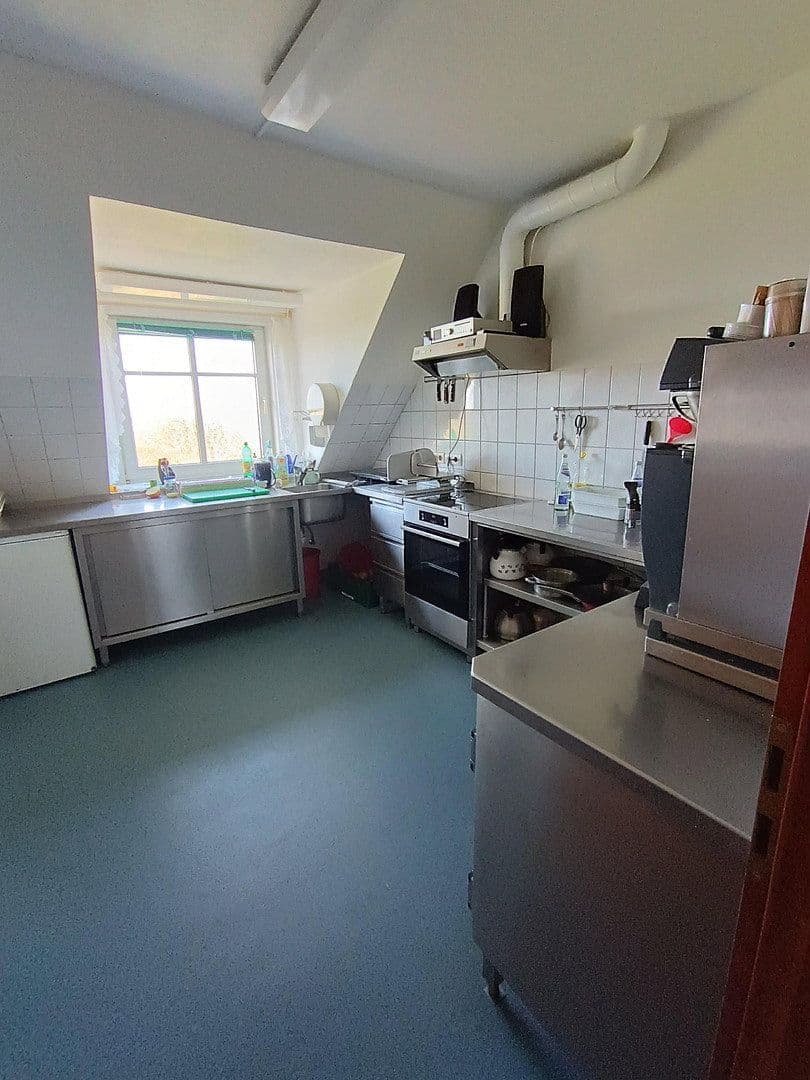 Prodej domu 140 m², pozemek 8.907 m², Hooger Fähre 6, Pellworm, Šlesvicko-Holštýnsko Prodej domu 140 m², pozemek 8.907 m², Hooger Fähre 6, Pellworm, Šlesvicko-Holštýnsko