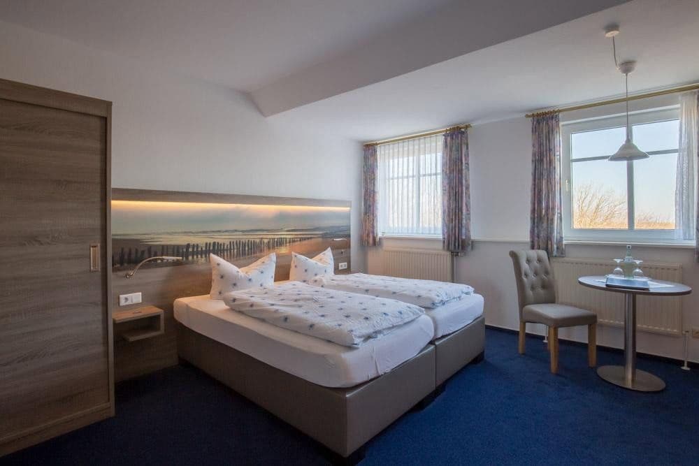 Prodej domu 140 m², pozemek 8.907 m², Hooger Fähre 6, Pellworm, Šlesvicko-Holštýnsko Prodej domu 140 m², pozemek 8.907 m², Hooger Fähre 6, Pellworm, Šlesvicko-Holštýnsko
