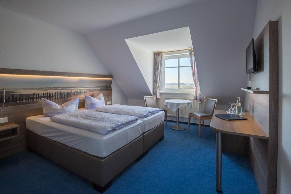 Prodej domu 140 m², pozemek 8.907 m², Hooger Fähre 6, Pellworm, Šlesvicko-Holštýnsko Prodej domu 140 m², pozemek 8.907 m², Hooger Fähre 6, Pellworm, Šlesvicko-Holštýnsko