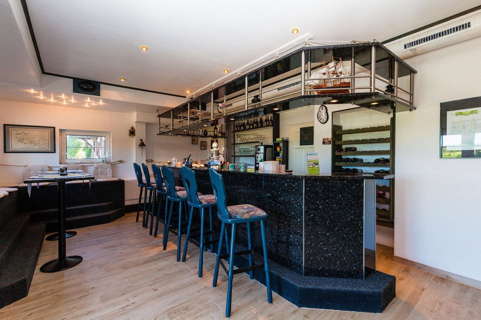 Prodej domu 140 m², pozemek 8.907 m², Hooger Fähre 6, Pellworm, Šlesvicko-Holštýnsko Prodej domu 140 m², pozemek 8.907 m², Hooger Fähre 6, Pellworm, Šlesvicko-Holštýnsko