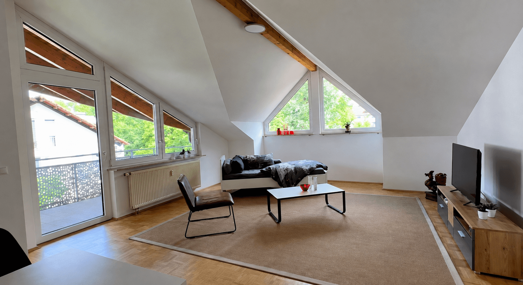 Pronájem bytu 2+1 62 m², Herrenberg, Bádensko-Württembersko Pronájem bytu 2+1 62 m², Herrenberg, Bádensko-Württembersko