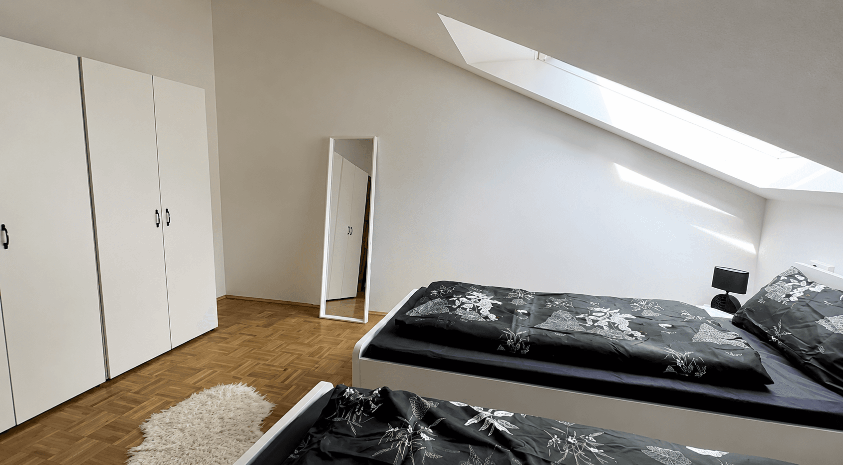 Pronájem bytu 2+1 62 m², Herrenberg, Bádensko-Württembersko Pronájem bytu 2+1 62 m², Herrenberg, Bádensko-Württembersko