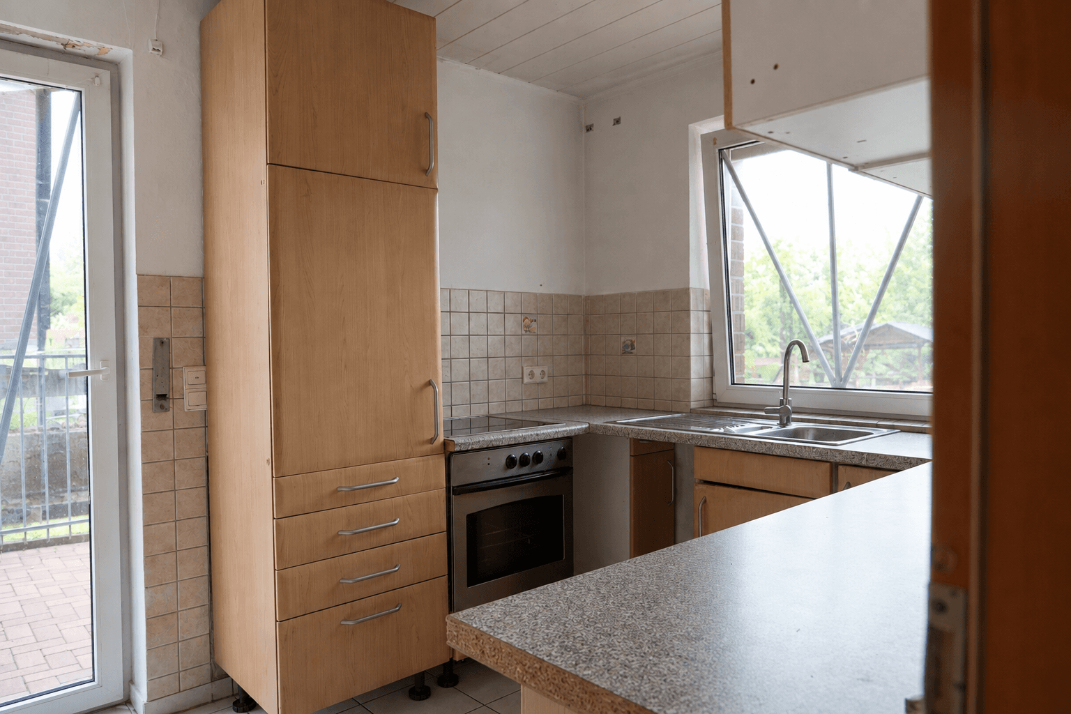 Prodej domu 125 m², pozemek 430 m², Rheiner Straße 99, Ibbenbüren, Severní Porýní-Vestfálsko Prodej domu 125 m², pozemek 430 m², Rheiner Straße 99, Ibbenbüren, Severní Porýní-Vestfálsko