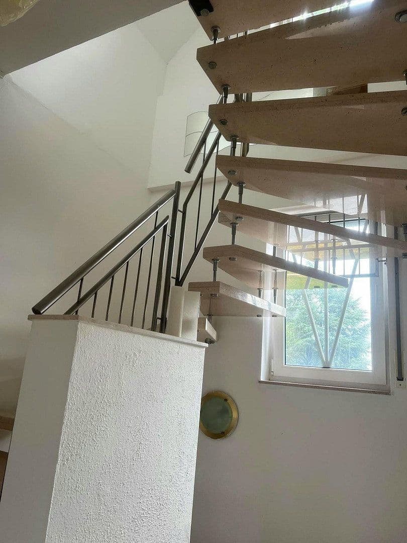 Prodej domu 125 m², pozemek 430 m², Rheiner Straße 99, Ibbenbüren, Severní Porýní-Vestfálsko Prodej domu 125 m², pozemek 430 m², Rheiner Straße 99, Ibbenbüren, Severní Porýní-Vestfálsko