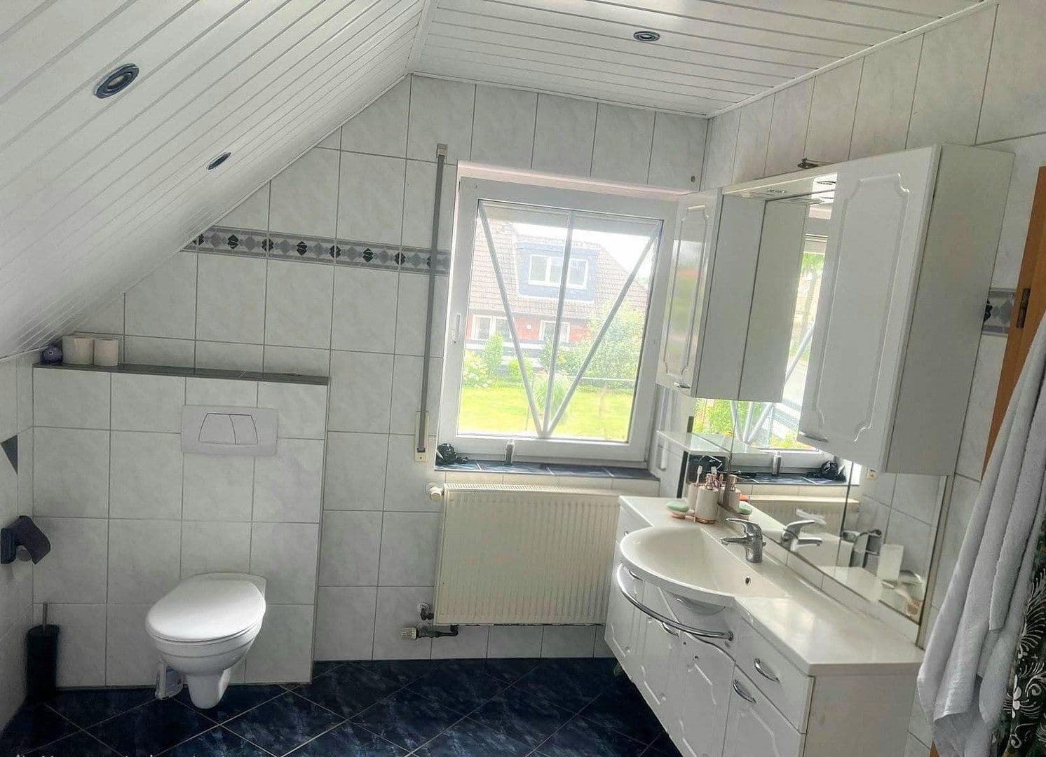 Prodej domu 125 m², pozemek 430 m², Rheiner Straße 99, Ibbenbüren, Severní Porýní-Vestfálsko Prodej domu 125 m², pozemek 430 m², Rheiner Straße 99, Ibbenbüren, Severní Porýní-Vestfálsko