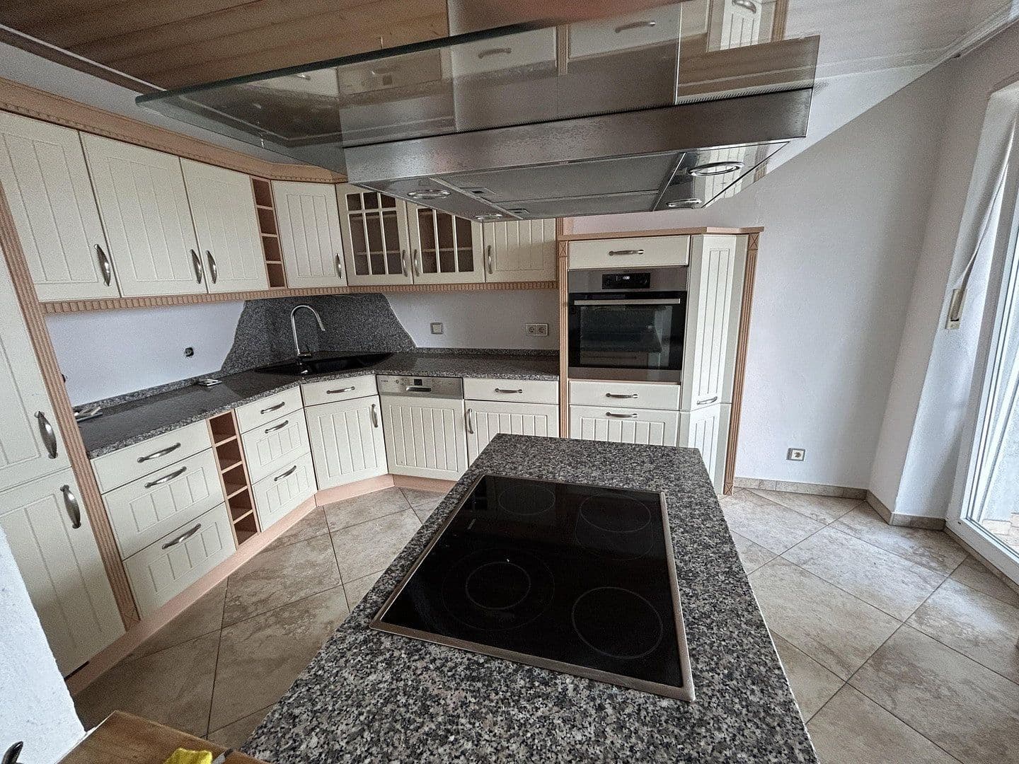 Pronájem bytu 4+1 110 m², Grüntalstr 12, Hösbach, Bavorsko Pronájem bytu 4+1 110 m², Grüntalstr 12, Hösbach, Bavorsko