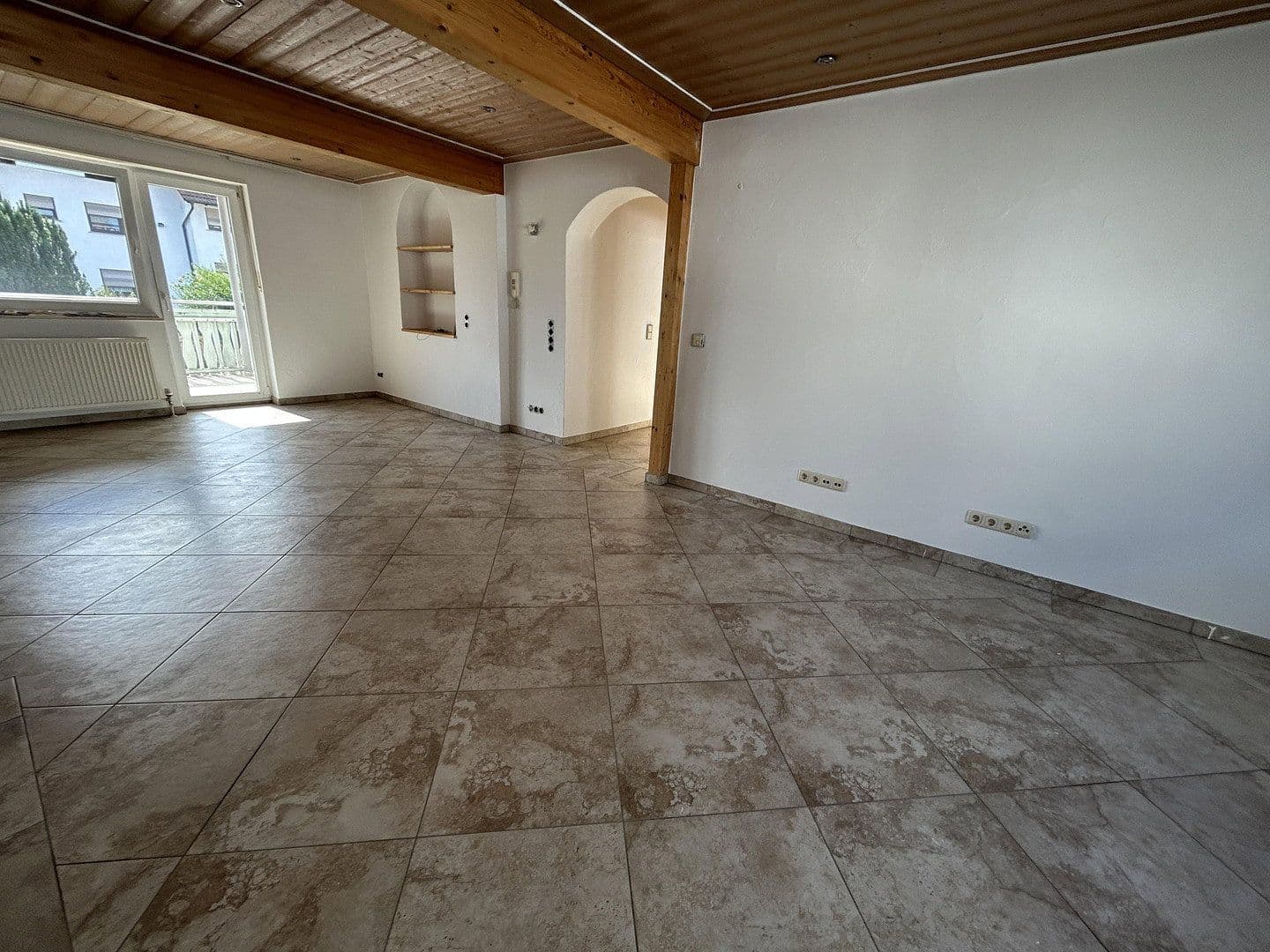 Pronájem bytu 4+1 110 m², Grüntalstr 12, Hösbach, Bavorsko Pronájem bytu 4+1 110 m², Grüntalstr 12, Hösbach, Bavorsko