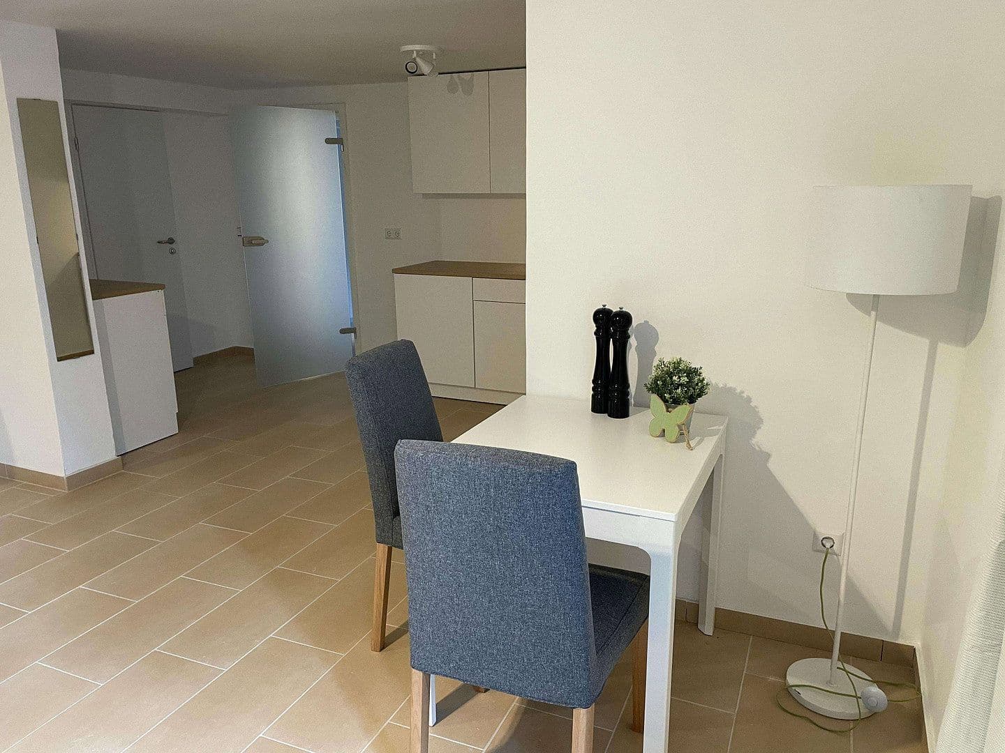 Pronájem bytu 2+1 64 m², Sandhausen, Bádensko-Württembersko Pronájem bytu 2+1 64 m², Sandhausen, Bádensko-Württembersko