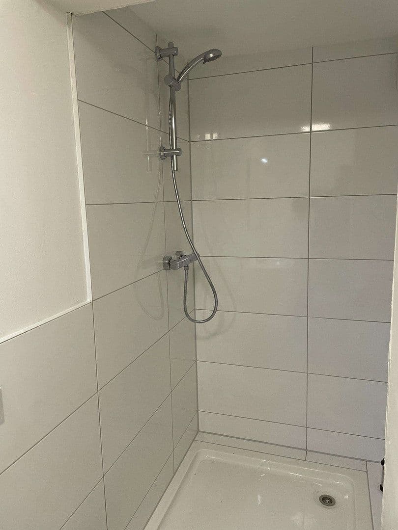 Pronájem bytu 2+1 64 m², Sandhausen, Bádensko-Württembersko Pronájem bytu 2+1 64 m², Sandhausen, Bádensko-Württembersko
