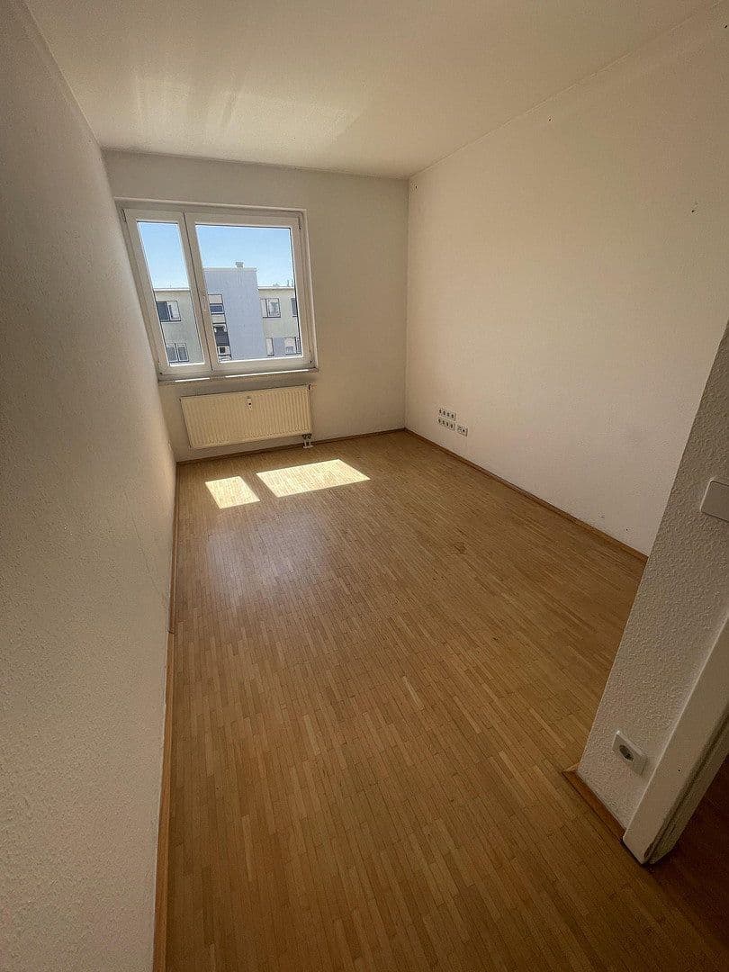 Prodej bytu 4+1 90 m², Köln, Severní Porýní-Vestfálsko Prodej bytu 4+1 90 m², Köln, Severní Porýní-Vestfálsko