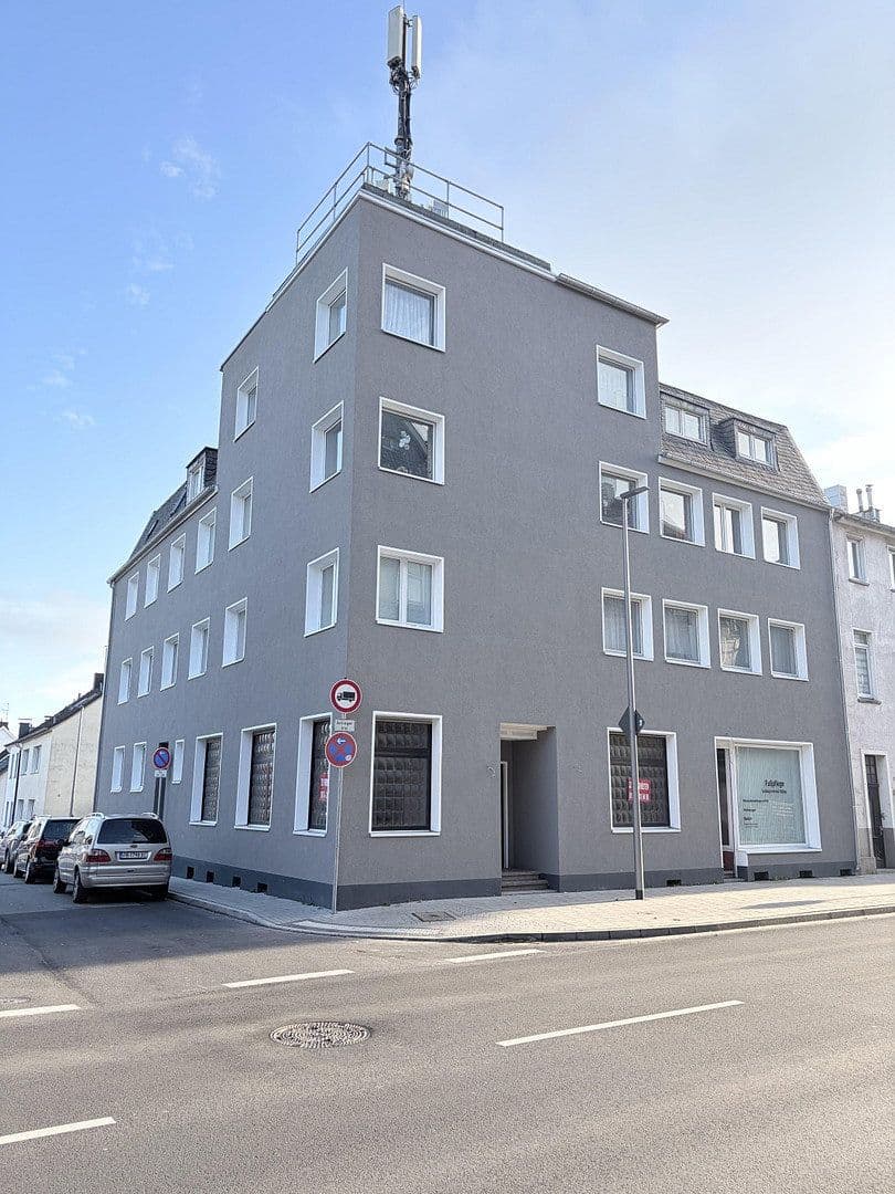 Prodej domu 718 m², pozemek 373 m², Velbert, Severní Porýní-Vestfálsko Prodej domu 718 m², pozemek 373 m², Velbert, Severní Porýní-Vestfálsko
