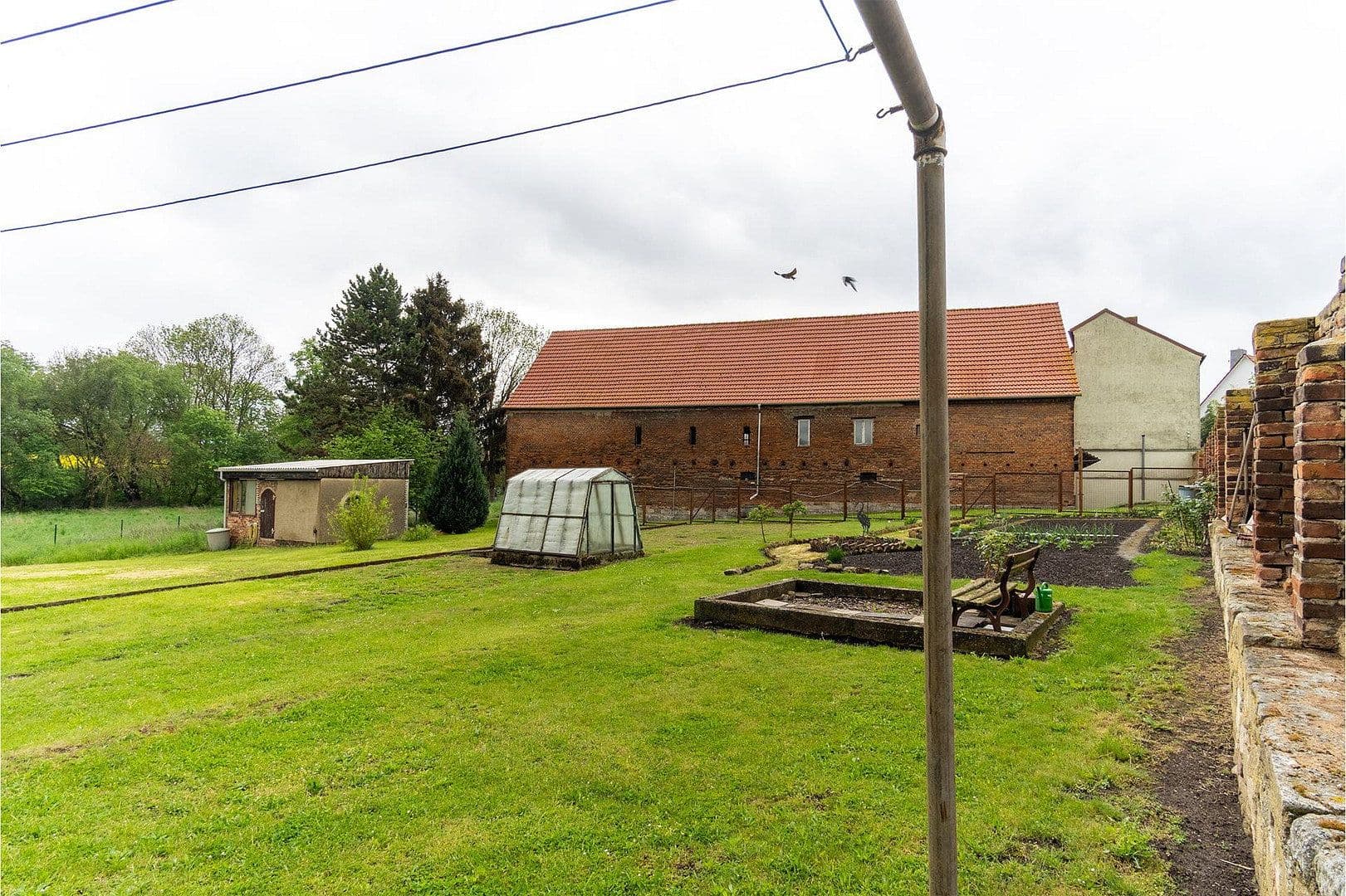 Prodej domu 282 m², pozemek 7.848 m², Hohenmölsen, Sasko-Anhaltsko Prodej domu 282 m², pozemek 7.848 m², Hohenmölsen, Sasko-Anhaltsko