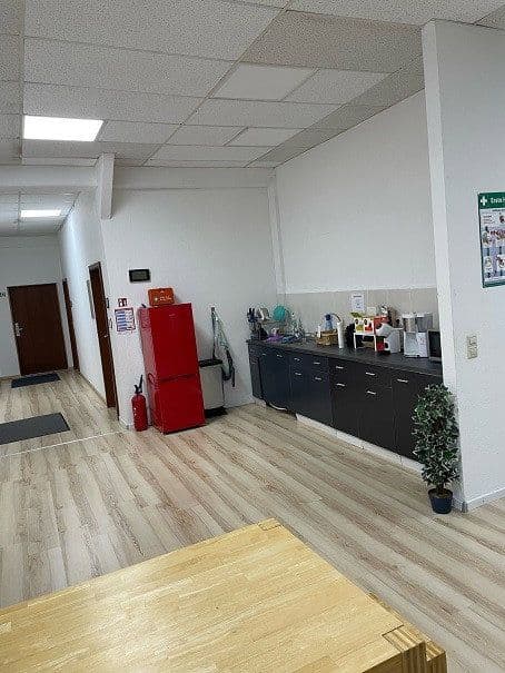 Pronájem kanceláře 370 m², Mollenbachstraße 14, Leonberg, Bádensko-Württembersko Pronájem kanceláře 370 m², Mollenbachstraße 14, Leonberg, Bádensko-Württembersko