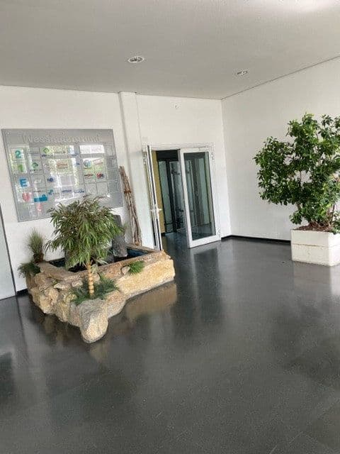 Pronájem kanceláře 370 m², Mollenbachstraße 14, Leonberg, Bádensko-Württembersko Pronájem kanceláře 370 m², Mollenbachstraße 14, Leonberg, Bádensko-Württembersko