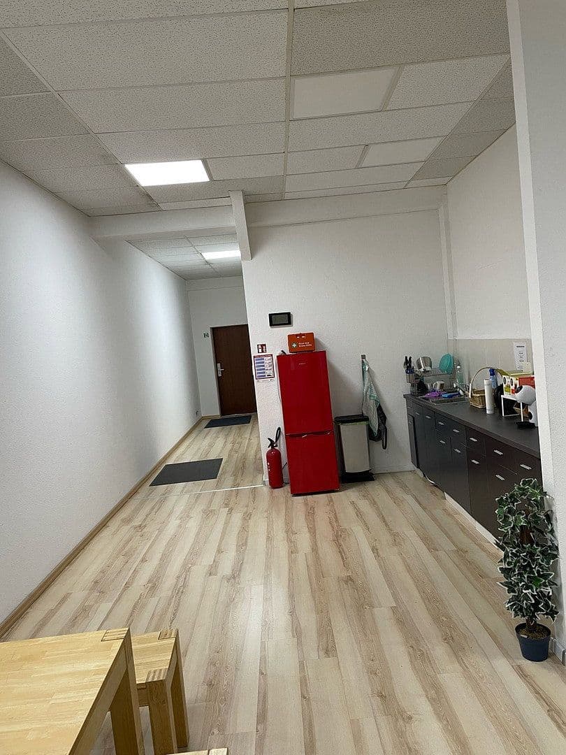 Pronájem kanceláře 370 m², Mollenbachstraße 14, Leonberg, Bádensko-Württembersko Pronájem kanceláře 370 m², Mollenbachstraße 14, Leonberg, Bádensko-Württembersko
