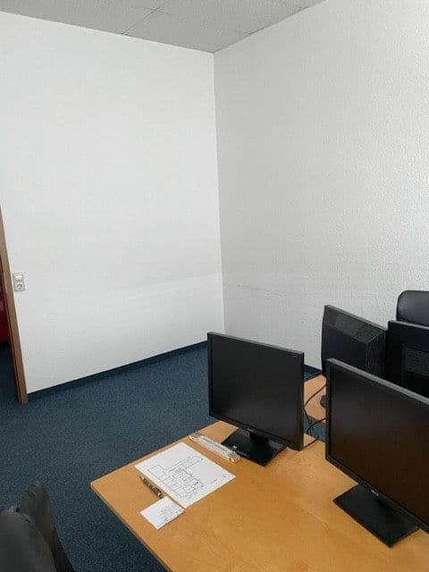 Pronájem kanceláře 370 m², Mollenbachstraße 14, Leonberg, Bádensko-Württembersko Pronájem kanceláře 370 m², Mollenbachstraße 14, Leonberg, Bádensko-Württembersko
