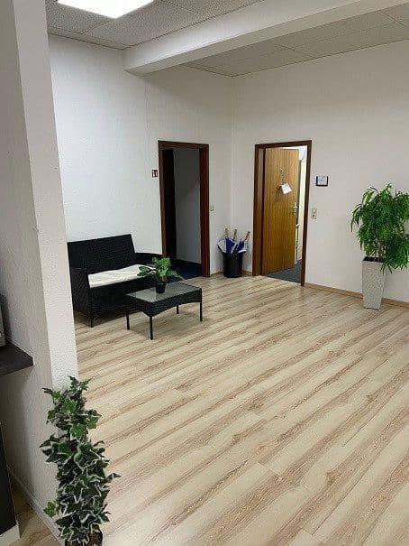 Pronájem kanceláře 370 m², Mollenbachstraße 14, Leonberg, Bádensko-Württembersko Pronájem kanceláře 370 m², Mollenbachstraße 14, Leonberg, Bádensko-Württembersko