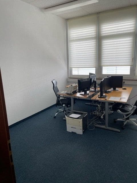 Pronájem kanceláře 370 m², Mollenbachstraße 14, Leonberg, Bádensko-Württembersko Pronájem kanceláře 370 m², Mollenbachstraße 14, Leonberg, Bádensko-Württembersko