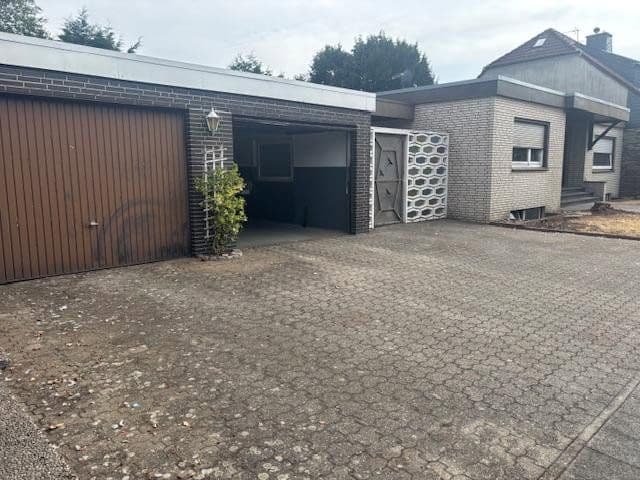 Prodej domu 113 m², pozemek 736 m², Kerken, Severní Porýní-Vestfálsko Prodej domu 113 m², pozemek 736 m², Kerken, Severní Porýní-Vestfálsko