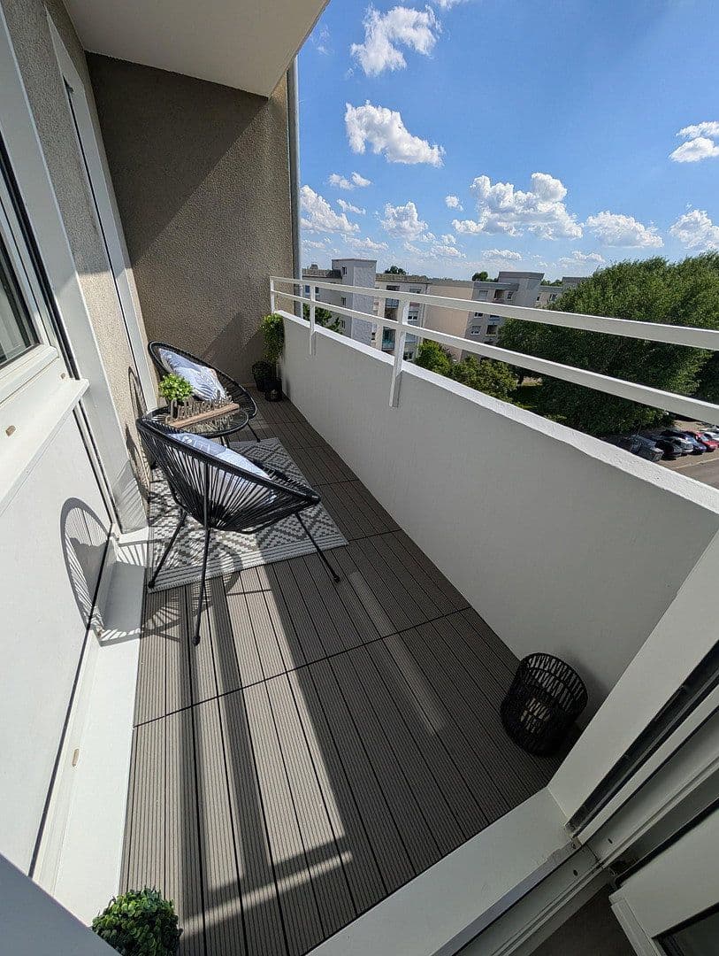 Prodej bytu 3+1 76 m², Rheinecke 27, Ludwigshafen am Rhein, Porýní-Falc Prodej bytu 3+1 76 m², Rheinecke 27, Ludwigshafen am Rhein, Porýní-Falc