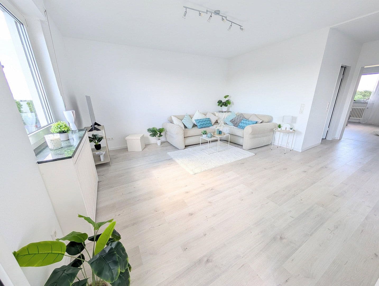 Prodej bytu 3+1 76 m², Rheinecke 27, Ludwigshafen am Rhein, Porýní-Falc Prodej bytu 3+1 76 m², Rheinecke 27, Ludwigshafen am Rhein, Porýní-Falc