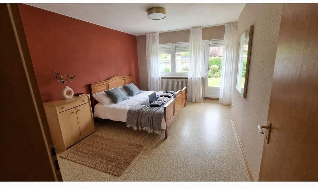 Pronájem bytu 5+1 100 m², Vinningen, Porýní-Falc Pronájem bytu 5+1 100 m², Vinningen, Porýní-Falc