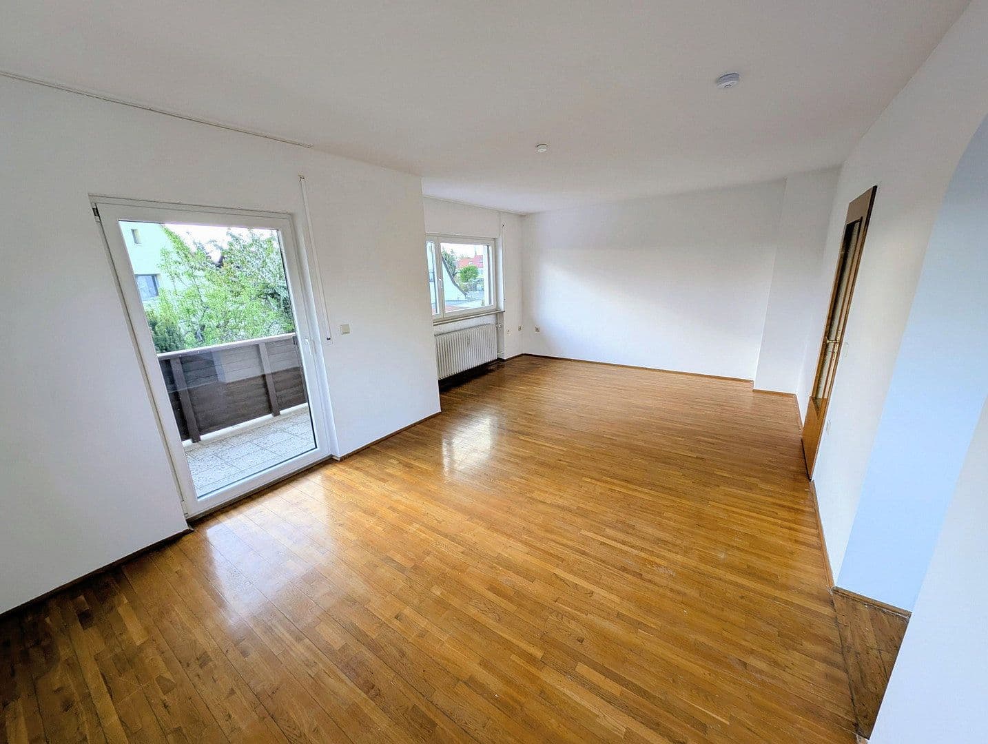 Pronájem bytu 3+1 74 m², Nürnberg, Bavorsko Pronájem bytu 3+1 74 m², Nürnberg, Bavorsko