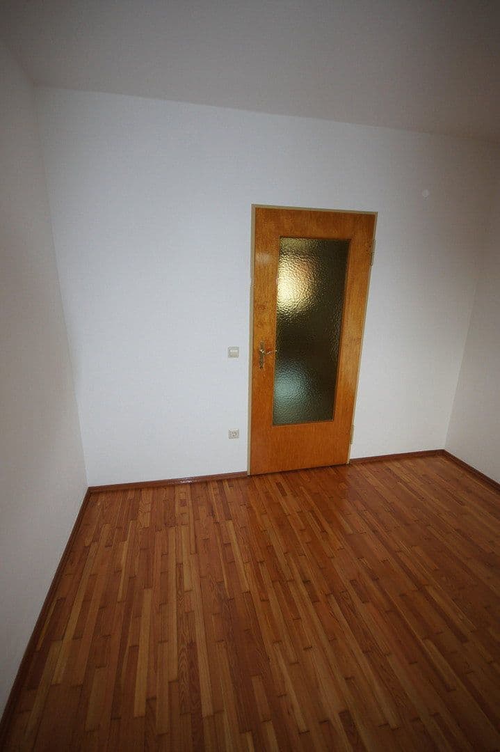 Pronájem bytu 3+1 74 m², Nürnberg, Bavorsko Pronájem bytu 3+1 74 m², Nürnberg, Bavorsko